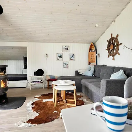 Lk1795-lokken-furrebyvej-18 *